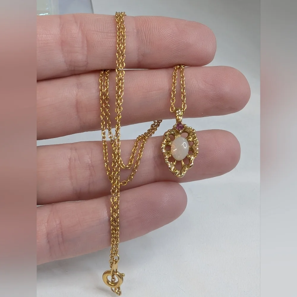 Vintage Opal & Ruby Gold Necklace - Van Doren - Dainty Classic Estate Jewelry